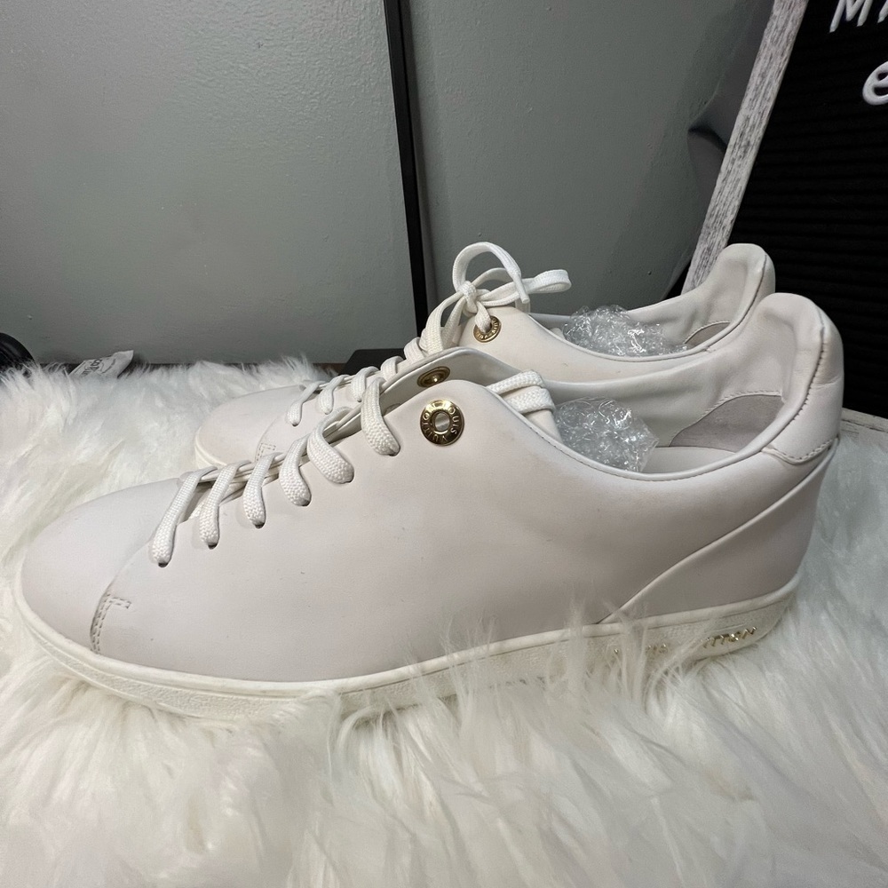𝅺LOUIS vuitton white sneakers (size 40) check description - Picture 9 of 17
